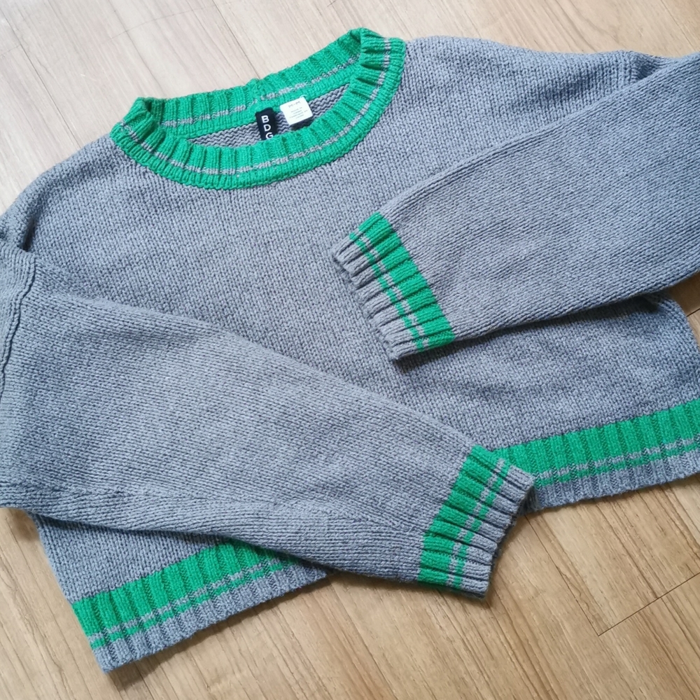 BDG Urban Outfitters Grey Cropped Knit Sweater